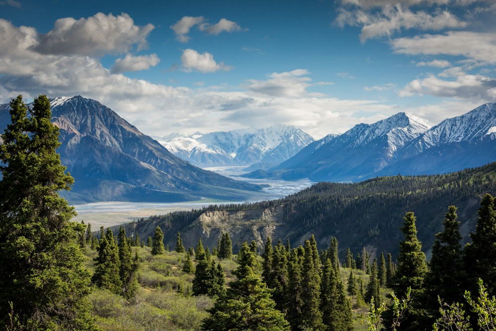 Alpine Hideaway — illustrative sample photography